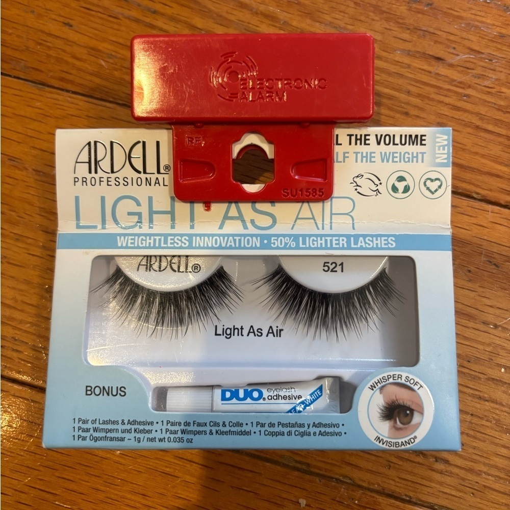 Ardell Professional False Eyelashes with Adhesive #521